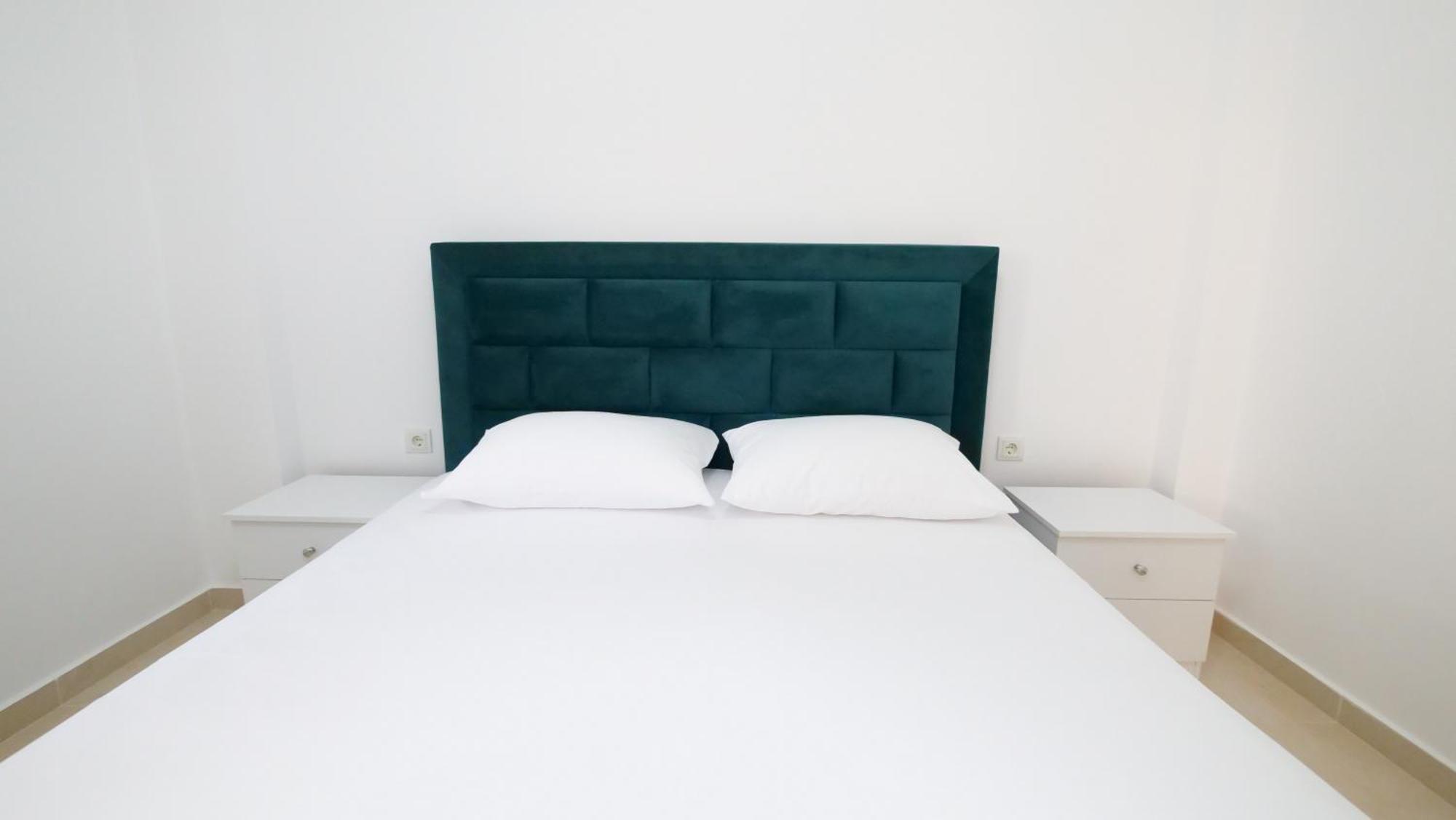 Blue Mare Apartments Sarandë 外观 照片