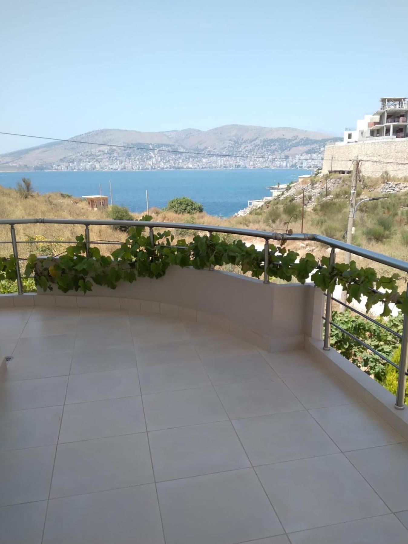 Blue Mare Apartments Sarandë 外观 照片