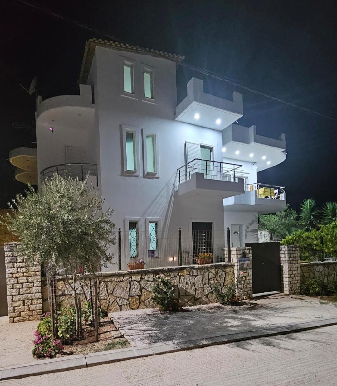 Blue Mare Apartments Sarandë 外观 照片