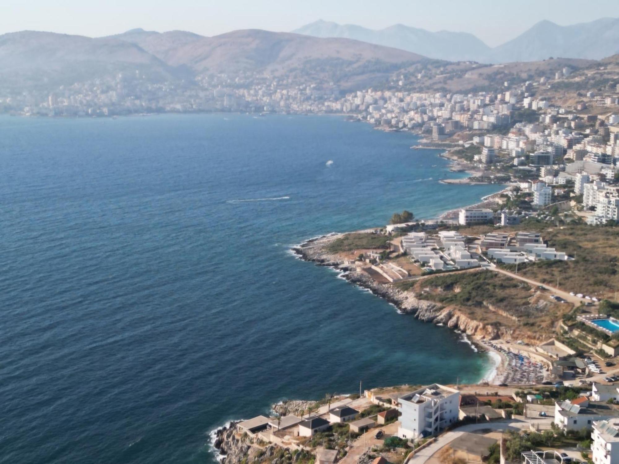 Blue Mare Apartments Sarandë 外观 照片